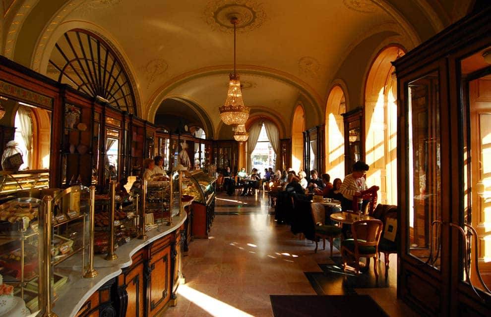 Mystery Hotel - Budapest